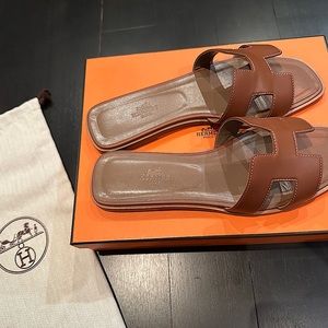 Hermes Oran sandals size 39